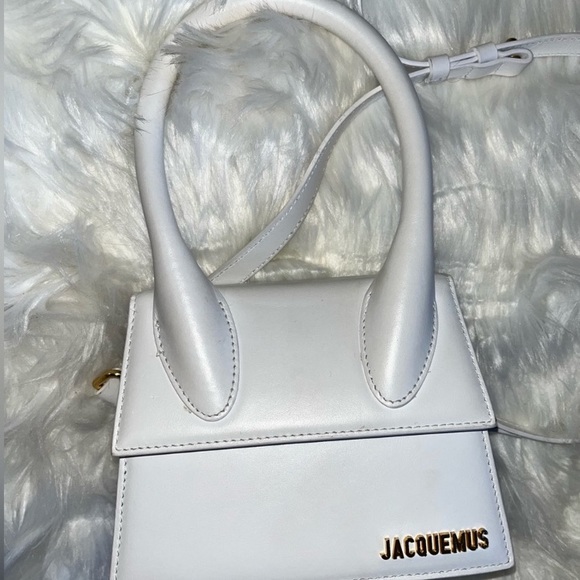 Jacquemus Le Chiquito Moyen Bag - Picture 3 of 13